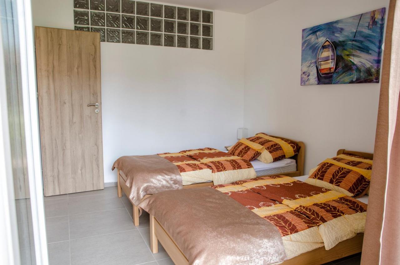 Zamardi Siraly Apartment Exterior photo